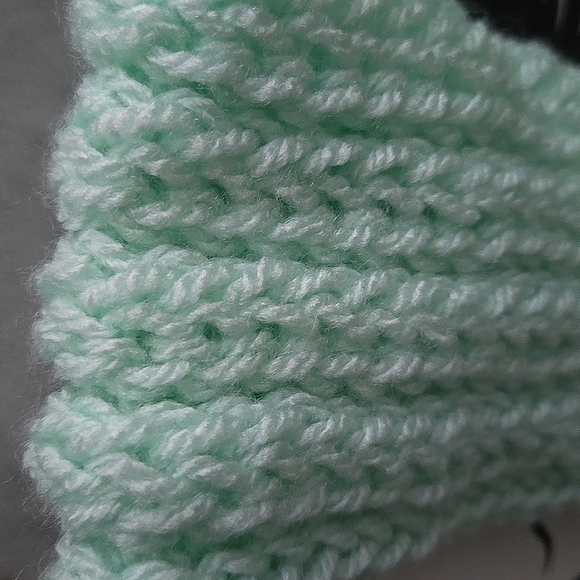 Handmade Knit Turban Headband - Picture 5 of 5